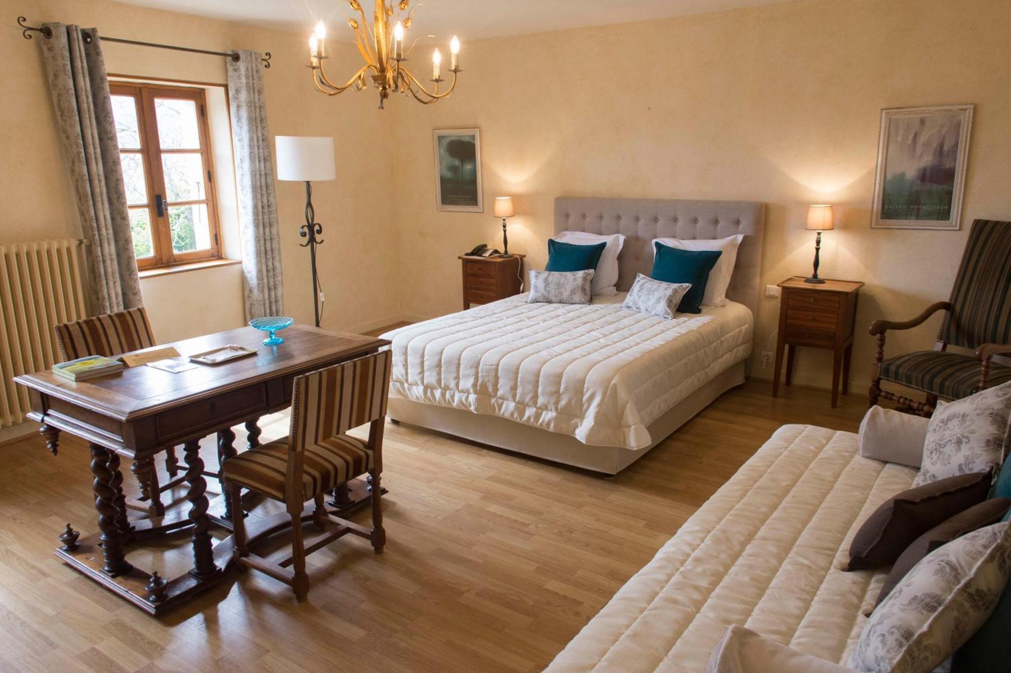 Logis Hotel Les Hospitaliers Le Poet-Laval Bagian luar foto