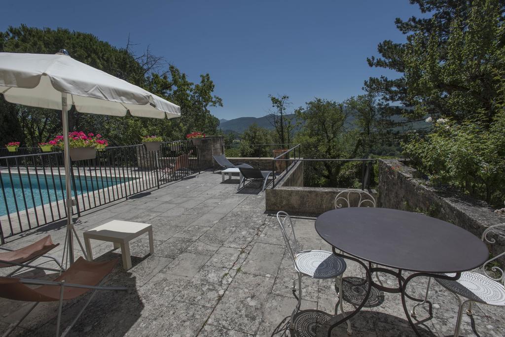 Logis Hotel Les Hospitaliers Le Poet-Laval Bagian luar foto