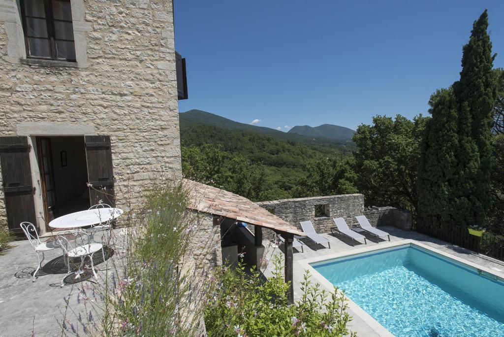 Logis Hotel Les Hospitaliers Le Poet-Laval Bagian luar foto