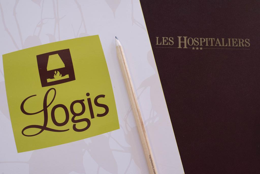 Logis Hotel Les Hospitaliers Le Poet-Laval Bagian luar foto
