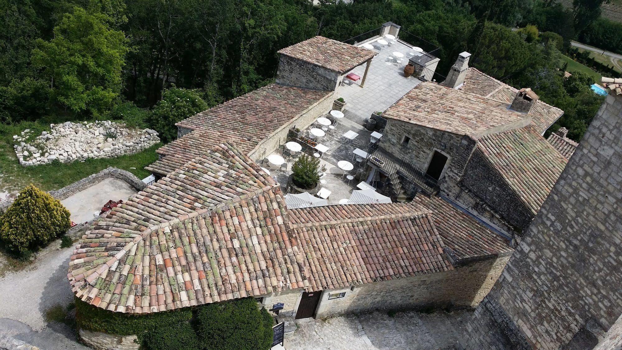 Logis Hotel Les Hospitaliers Le Poet-Laval Bagian luar foto